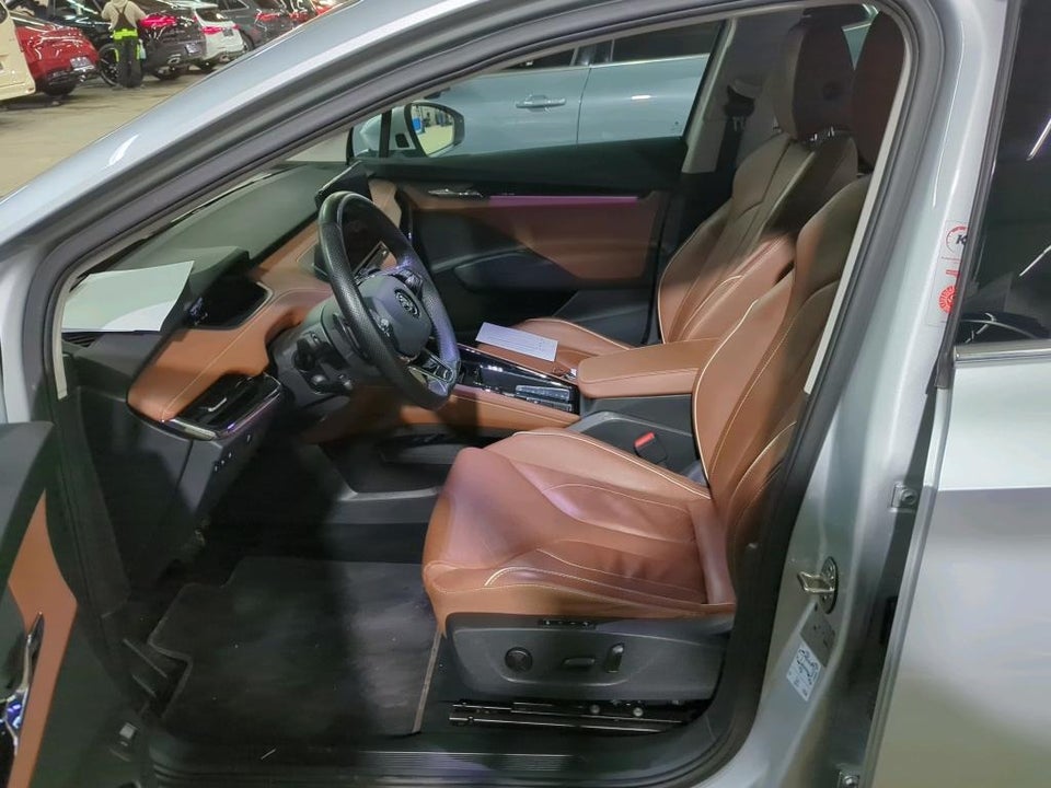 Skoda Enyaq 80 iV Plus ecoSuite 5d