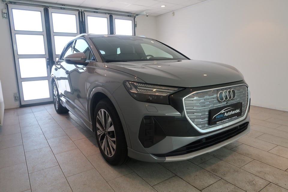 Audi Q4 e-tron 40 S-line 5d