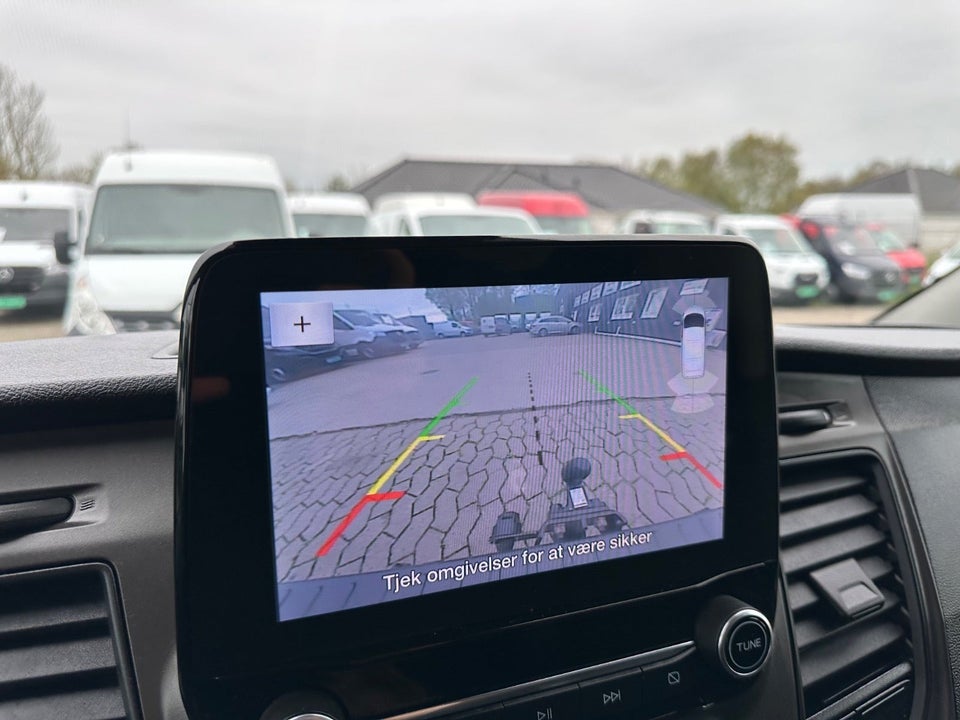 Ford Transit Custom 300L 2,0 TDCi 130 Trend