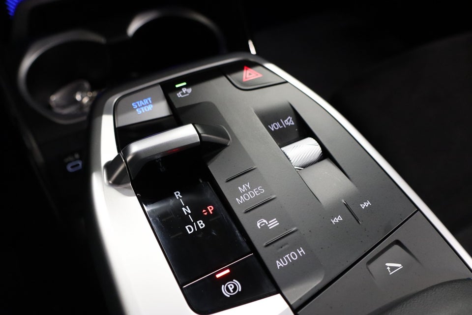 BMW iX2 eDrive20 M-Sport 5d