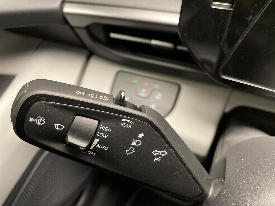 Ford Explorer 82 Select Extended Range 5d