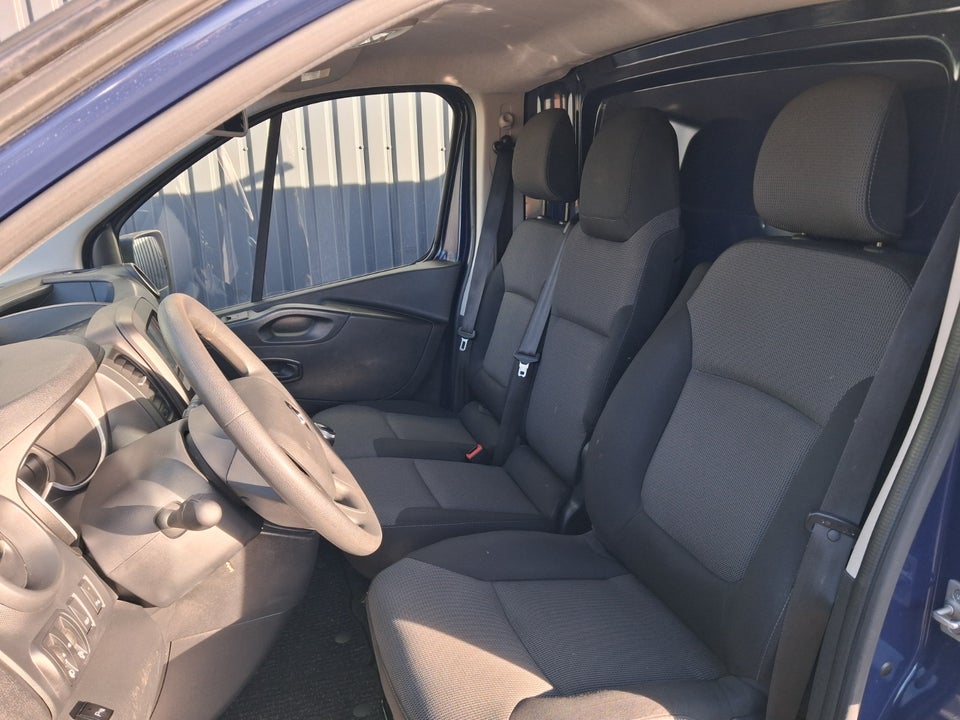 Renault Trafic T29 2,0 dCi 120 L2H1