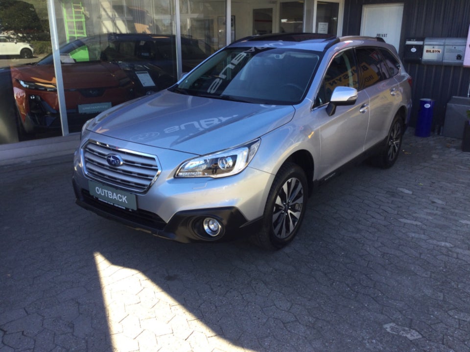 Subaru Outback 2,5 Summit CVT 5d