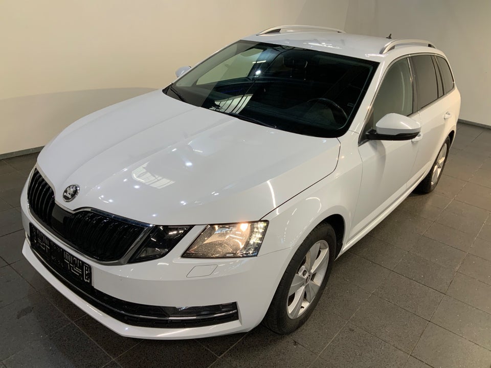 Skoda Octavia 2,0 TDi 150 Style Combi DSG 5d