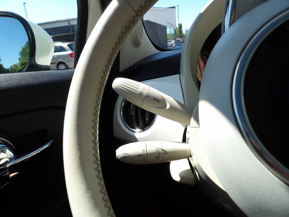 Fiat 500 0,9 TwinAir 80 Esclusivo 3d