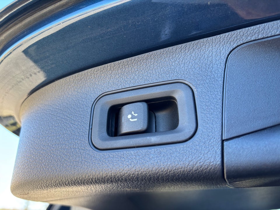 Mercedes EQA350 AMG Line 4Matic 5d