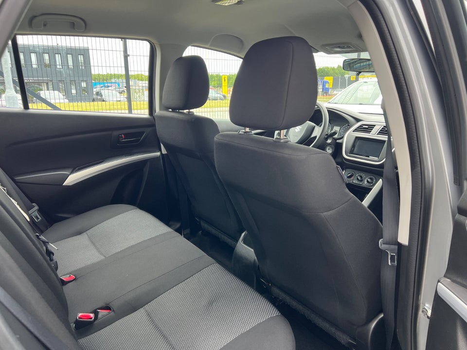 Suzuki S-Cross 1,6 Active CVT 5d