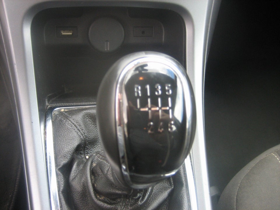 Opel Astra 1,4 T 140 Enjoy Sports Tourer 5d