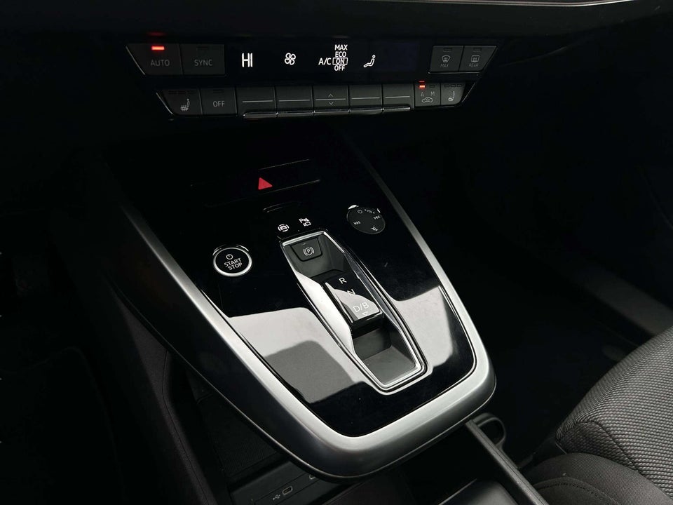 Audi Q4 e-tron 40 Advanced 5d