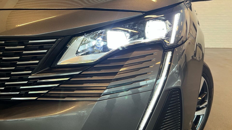 Peugeot 3008 1,6 Hybrid First GT EAT8 5d