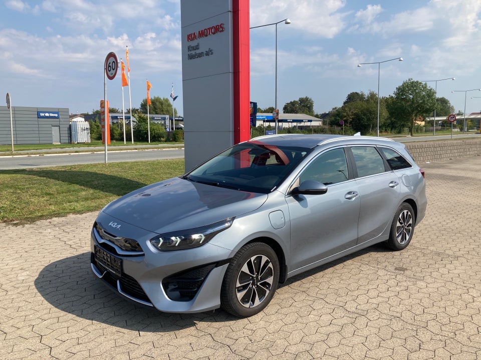 Kia Ceed 1,6 PHEV Prestige SW DCT 5d