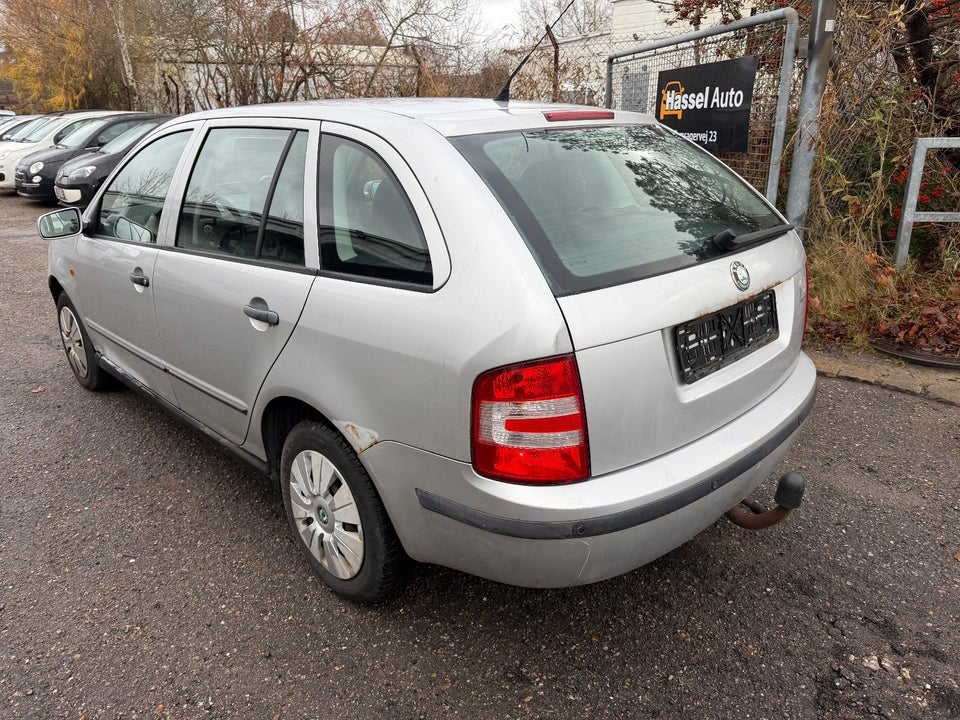 Skoda Fabia 1,4 16V 75 Comfort Combi aut. 5d