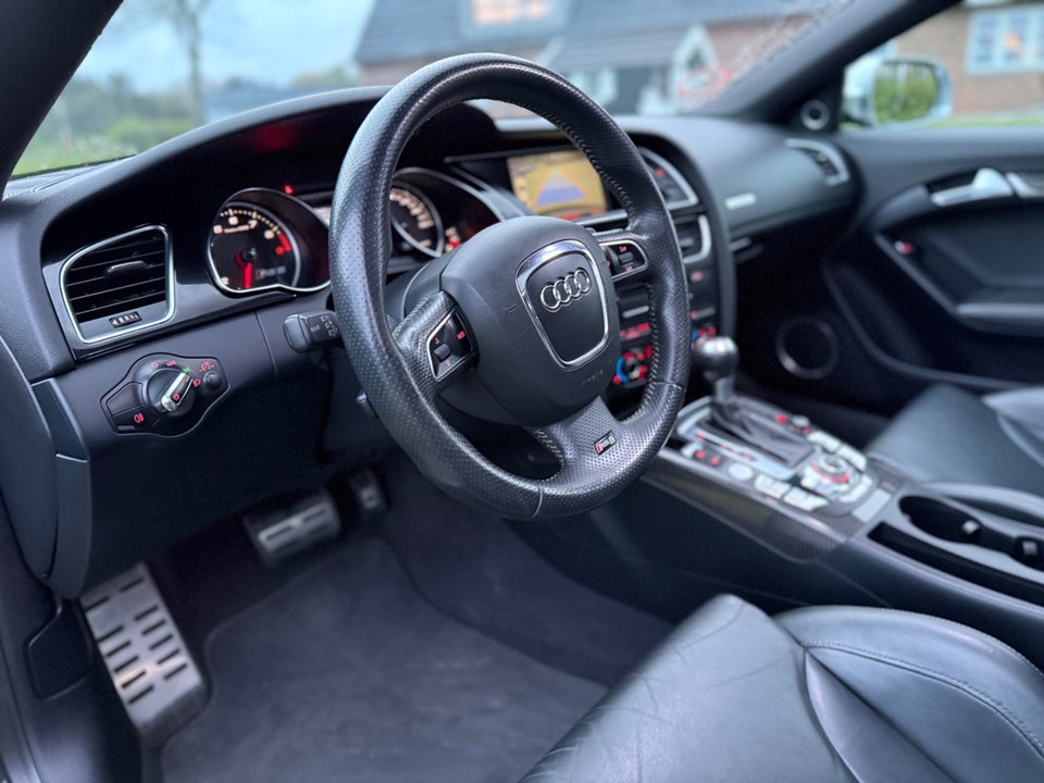 Audi RS5 4,2 FSi Coupé quattro S-tr. 2d
