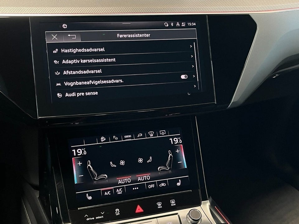 Audi Q8 e-tron 55 S-line Sportback quattro 5d