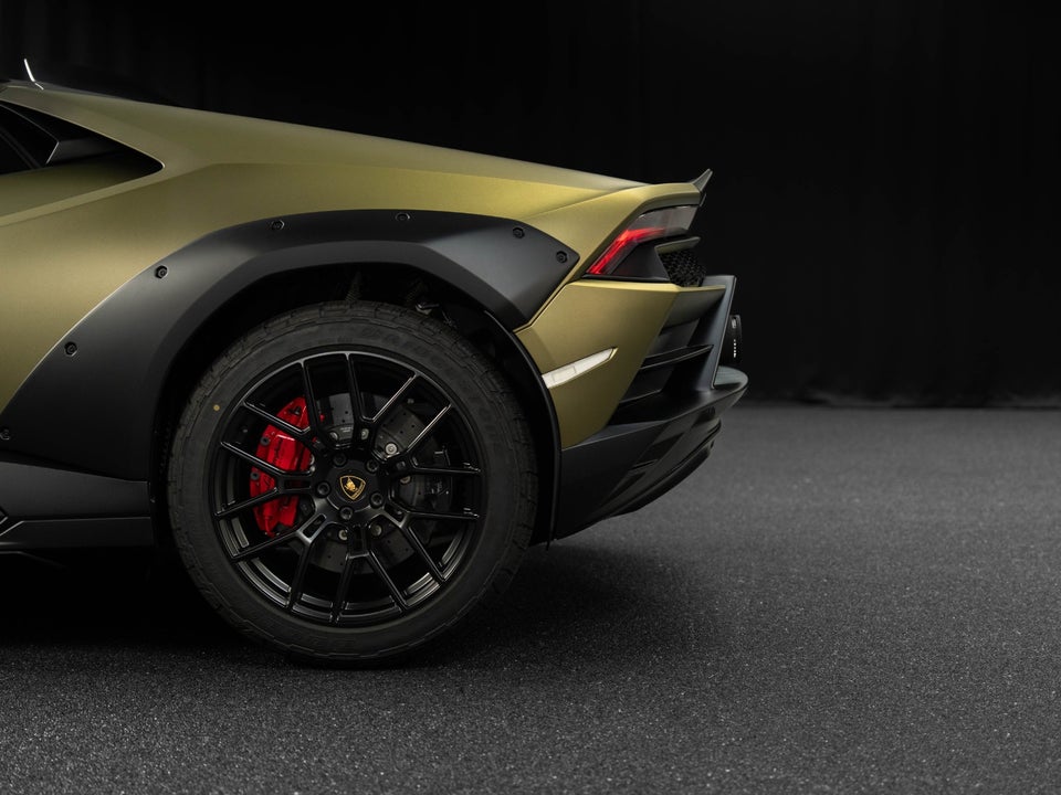 Lamborghini Huracan 5,2 Sterrato 2d