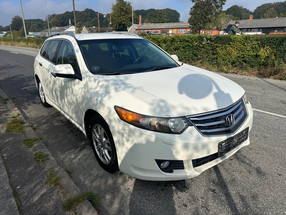 Honda Accord 2,2 i-DTEC Elegance Tourer 5d