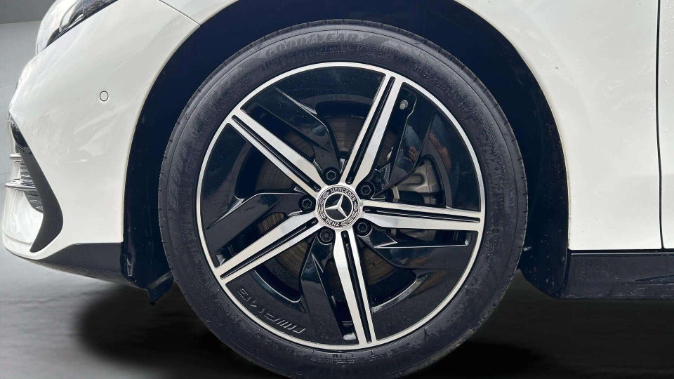 Mercedes CLA250+ electric AMG Advance Plus 4d