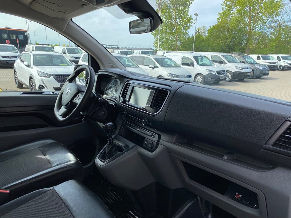 Toyota ProAce 2,0 D 120 Long Comfort Mandskabsvogn 5d