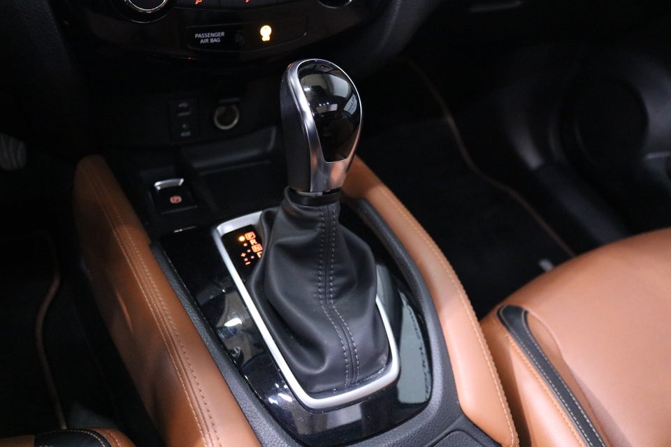 Nissan X-Trail 1,6 dCi 130 Tekna X-tr. 7prs 5d