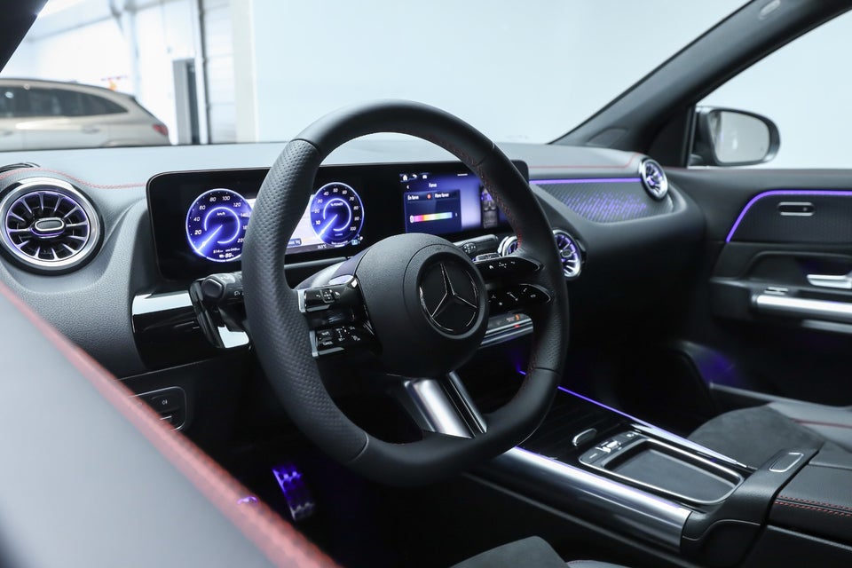 Mercedes EQA250+ AMG Advance 5d