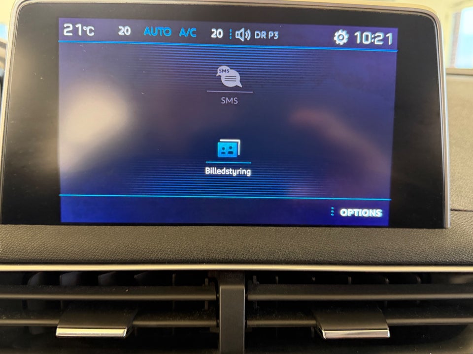 Peugeot 3008 1,2 e-THP 130 Allure EAT6 5d