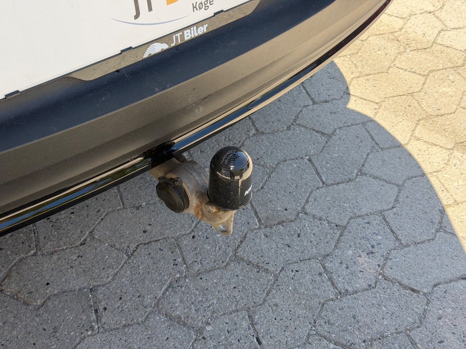 Volvo XC40 ReCharge Twin Plus 5d