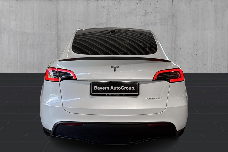 Tesla Model Y Performance AWD 5d