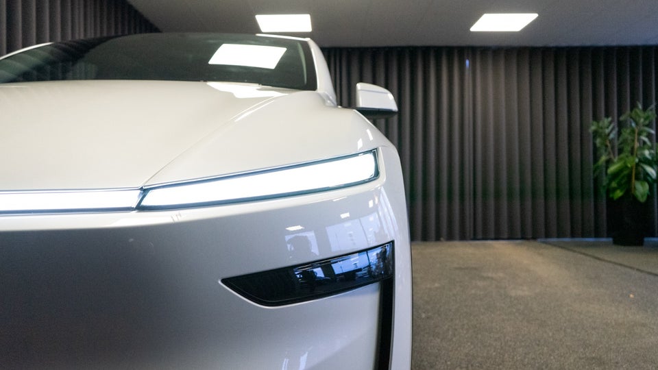 Tesla Model Y Premium Long Range AWD 5d