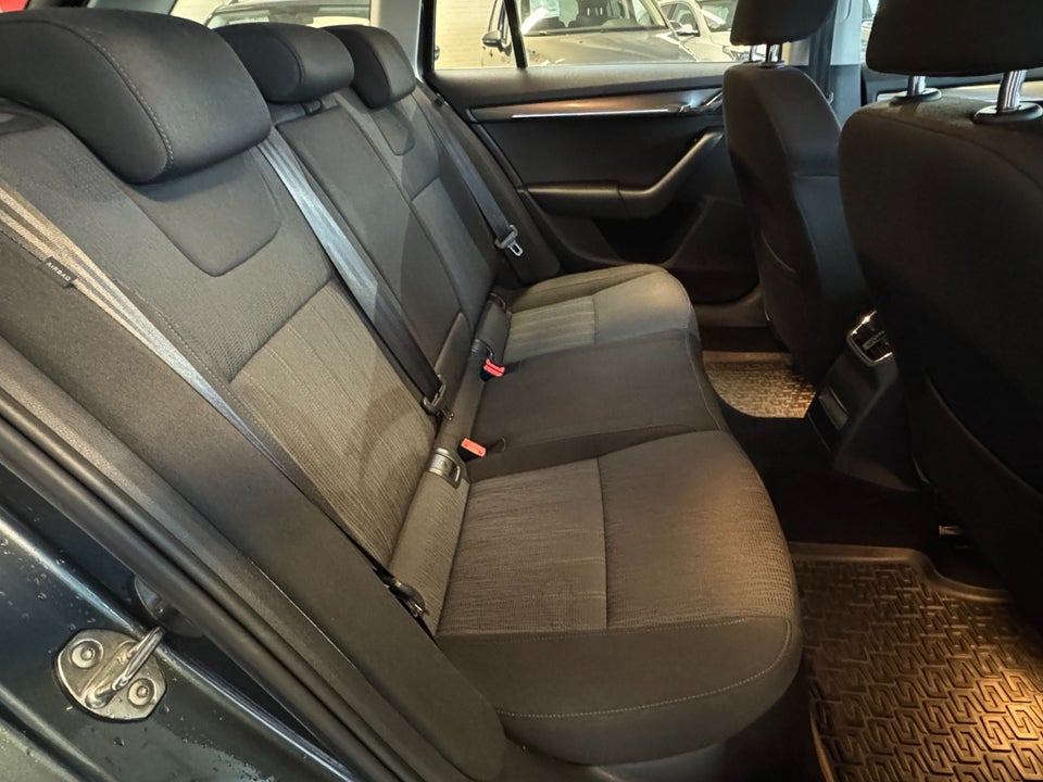 Skoda Octavia 2,0 TSi 190 Business Line Combi DSG 5d