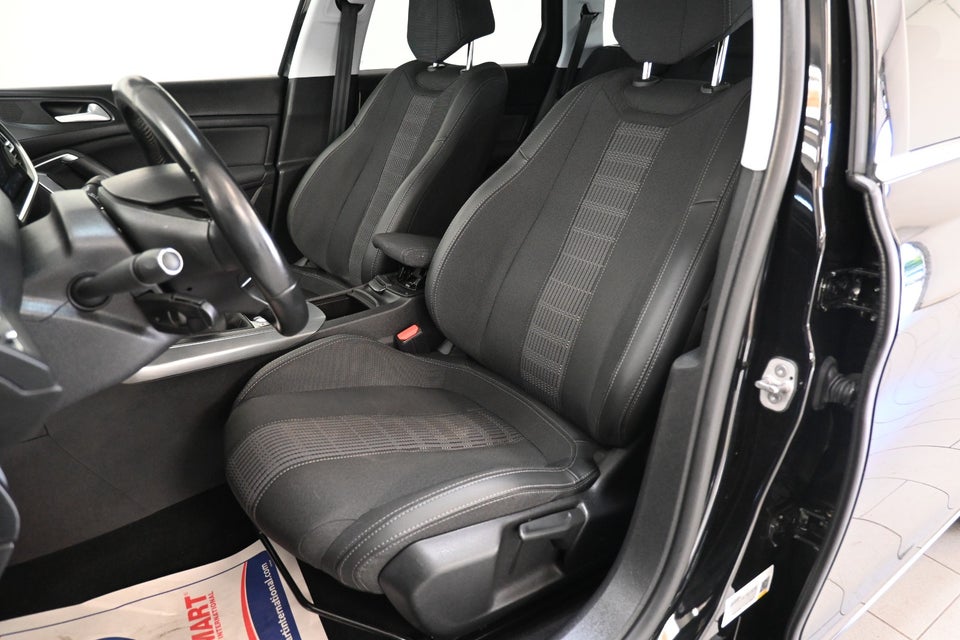 Peugeot 308 1,5 BlueHDi 130 Allure Grand SW 5d