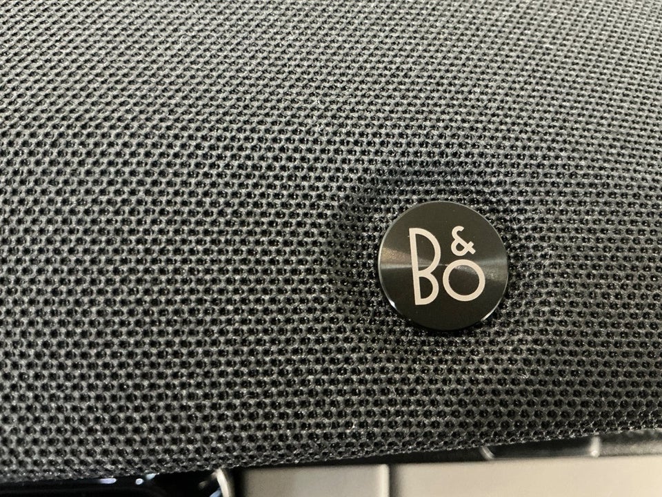 Ford Explorer 77 Premium Extended Range 5d