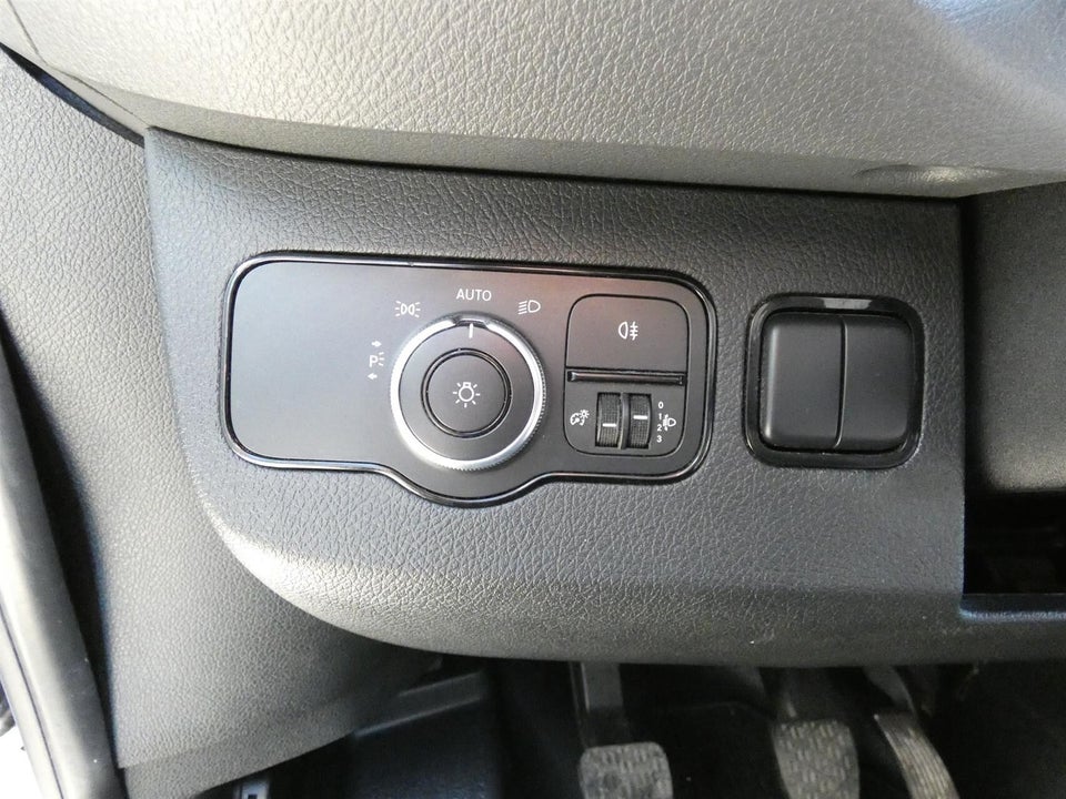 Mercedes Sprinter 316 2,2 CDi A2 Kassevogn RWD