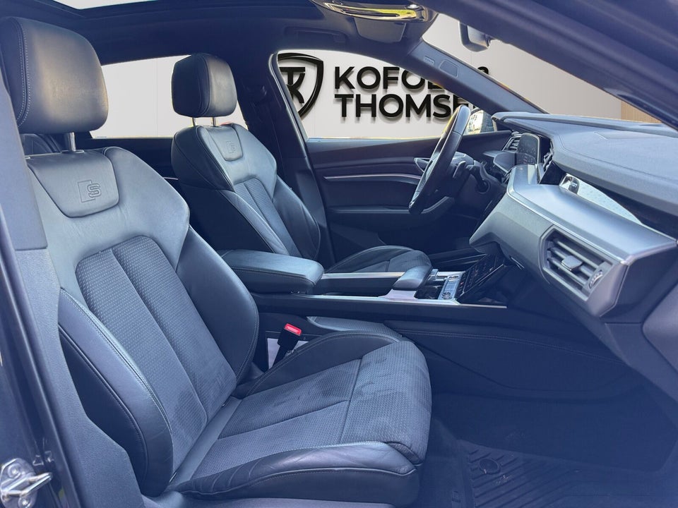 Audi e-tron 55 S-line quattro 5d