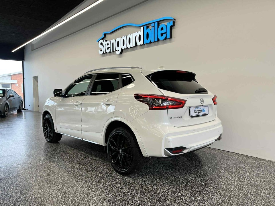 Nissan Qashqai 1,3 Dig-T 160 Tekna 5d