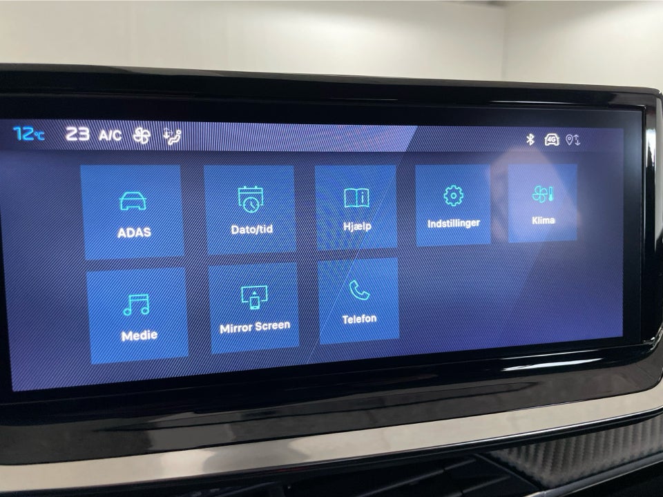 Peugeot 208 1,2 PureTech 100 Allure+ 5d