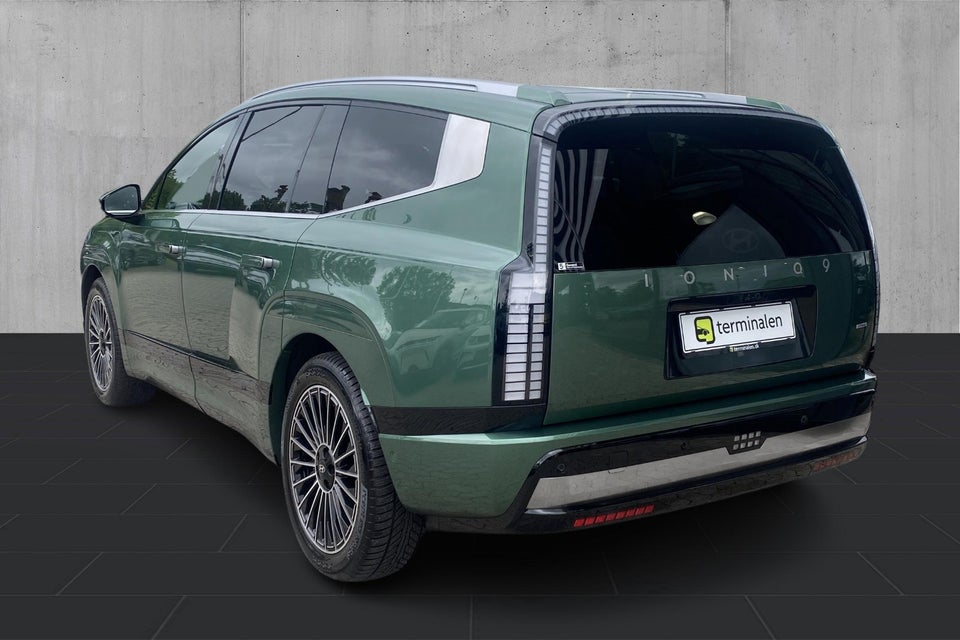 Hyundai Ioniq 9 110 Calligraphy Performance 4WD 6prs 5d