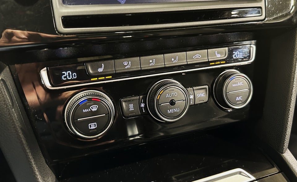 VW Passat 2,0 TDi 190 R-line Variant DSG 5d