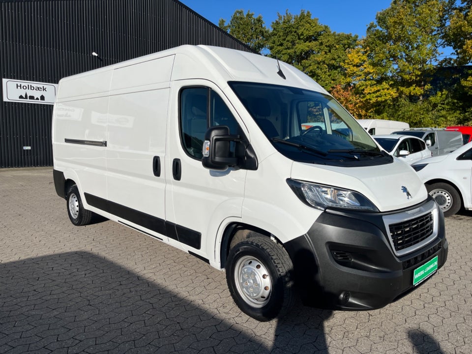 Peugeot Boxer 335 2,2 BlueHDi 140 L3H2 Premium