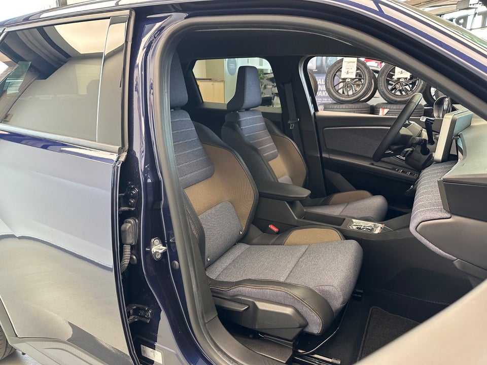 Renault 5 E-Tech 40 Techno 5d