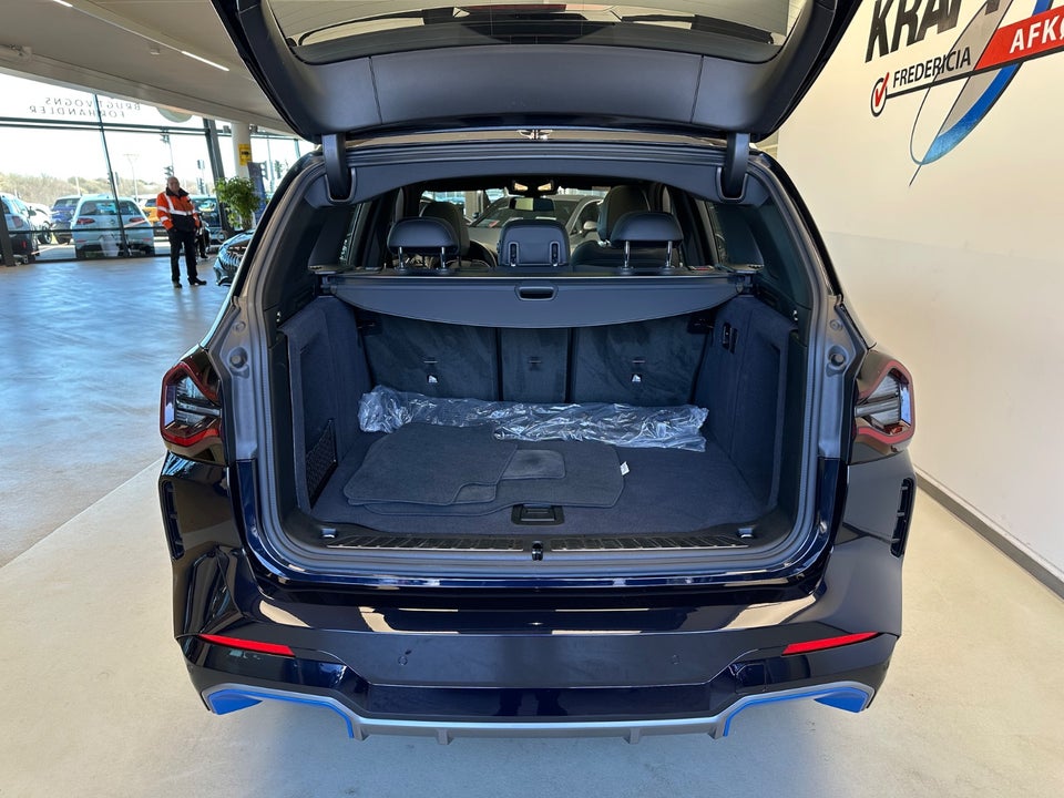 BMW iX3 Charged Plus M-Sport 5d