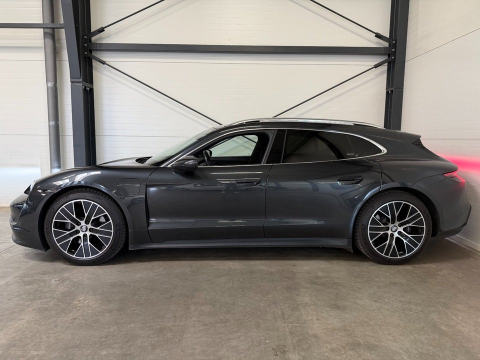 Porsche Taycan Sport Turismo 5d
