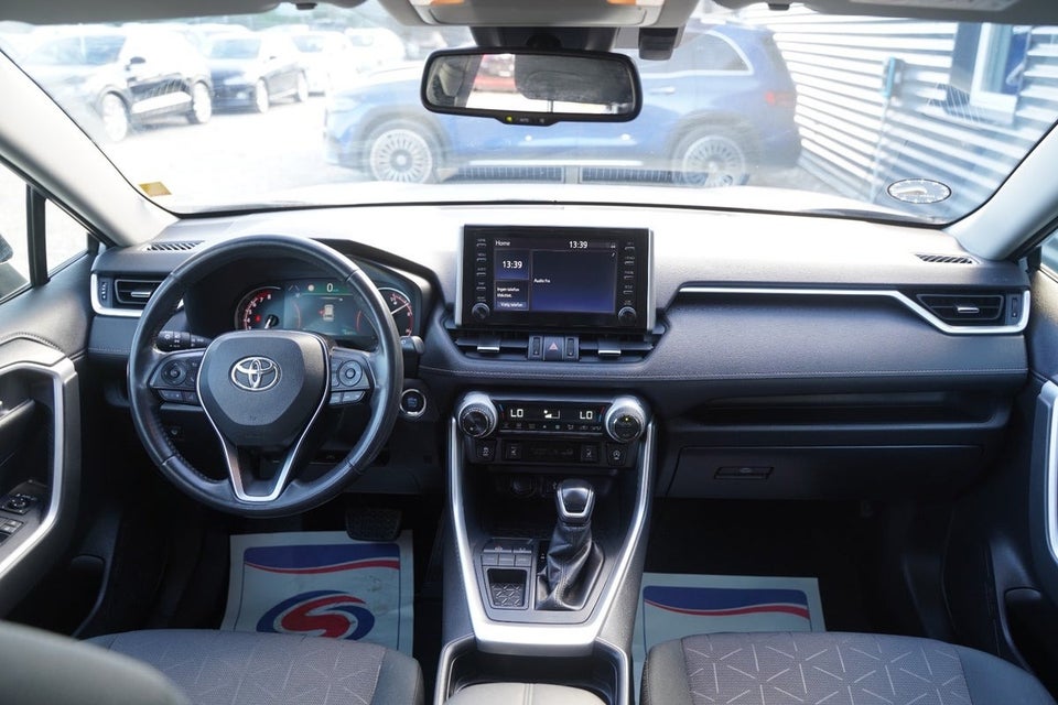 Toyota RAV4 2,0 T3 Comfort e-CVT 5d