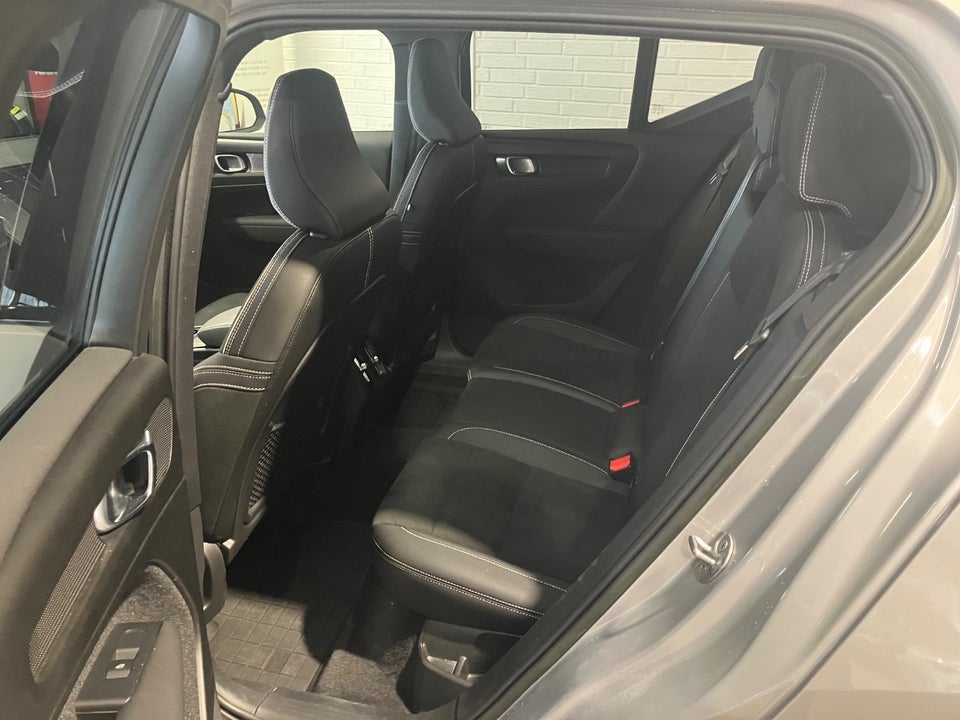 Volvo XC40 P6 ReCharge Core 5d