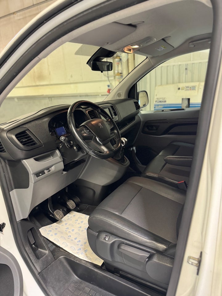Peugeot Expert 2,0 BlueHDi 120 L3 Premium  Van