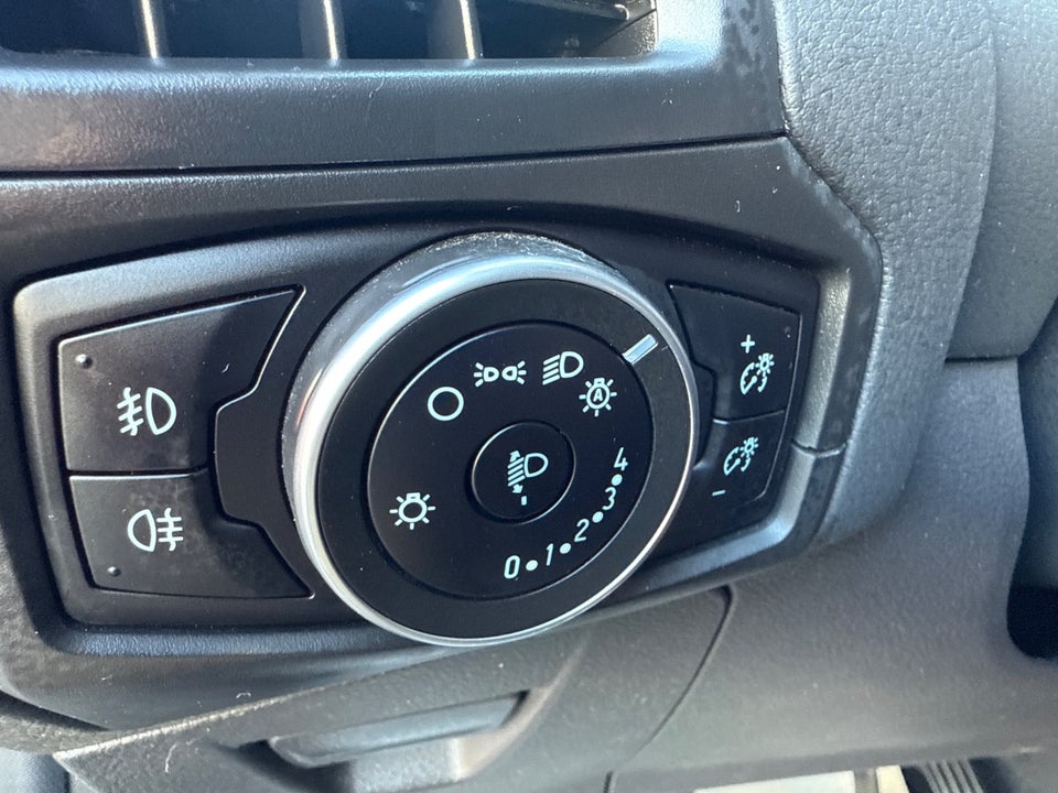 Ford Focus 1,0 SCTi 125 Titanium stc. 5d