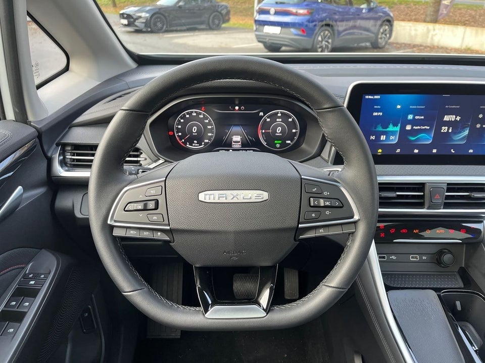 Maxus Euniq5 70 6prs 5d