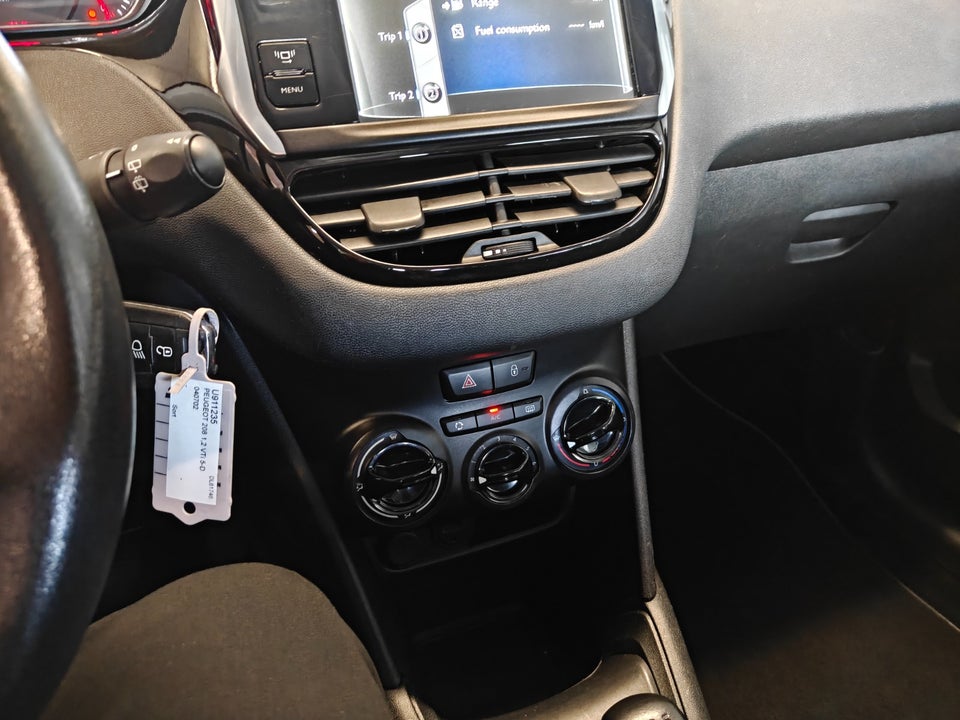 Peugeot 208 1,2 VTi Active 5d