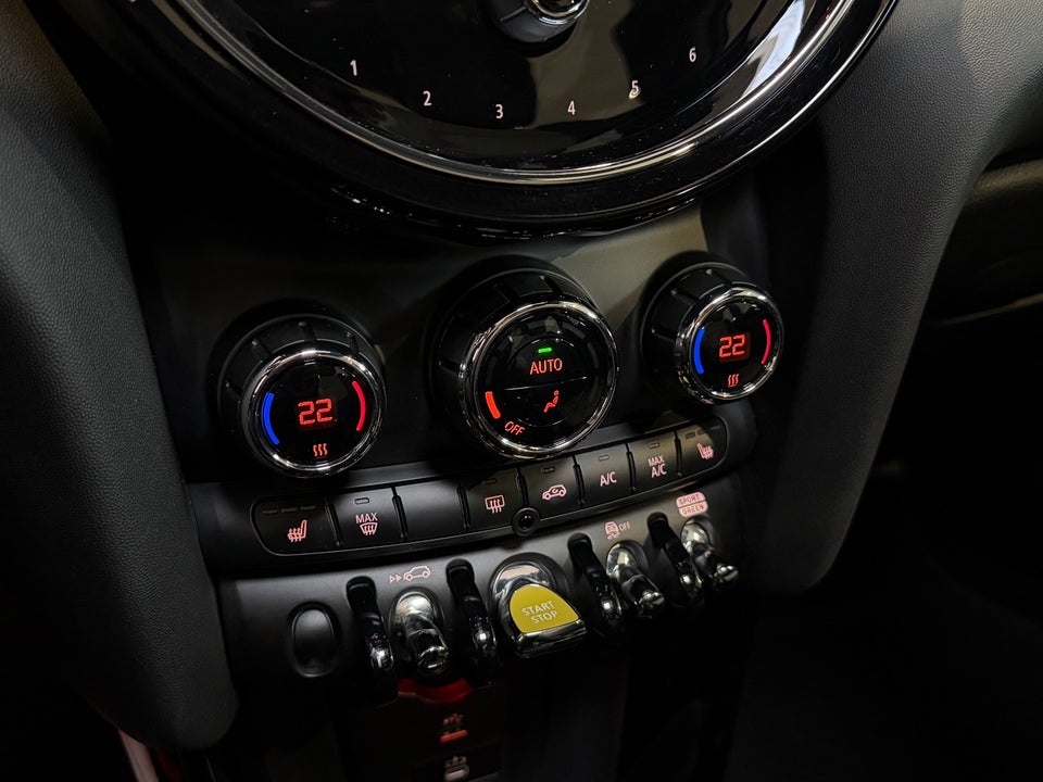 MINI Cooper SE Camden Edition 3d