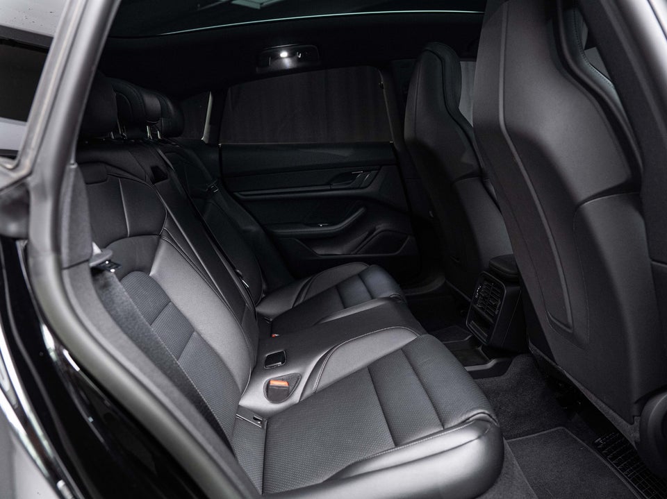 Porsche Taycan 4S Sport Turismo 5d