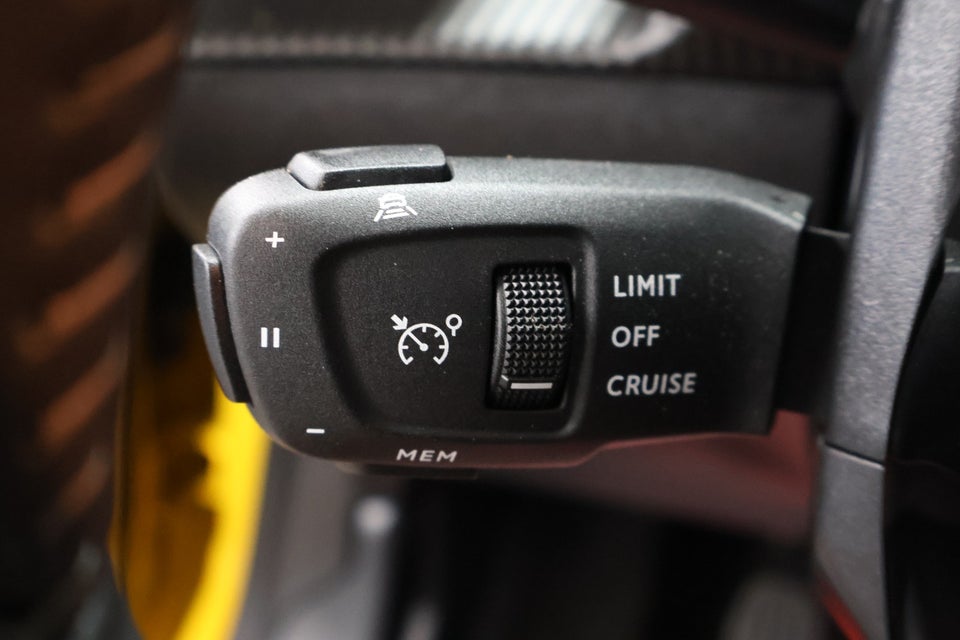 Peugeot 208 1,2 PureTech 100 Supreme Sport 5d